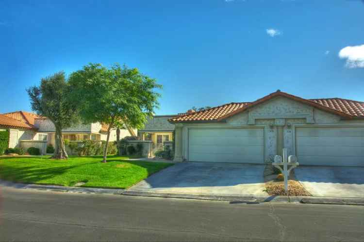 Condo For Sale in Palm Desert, California