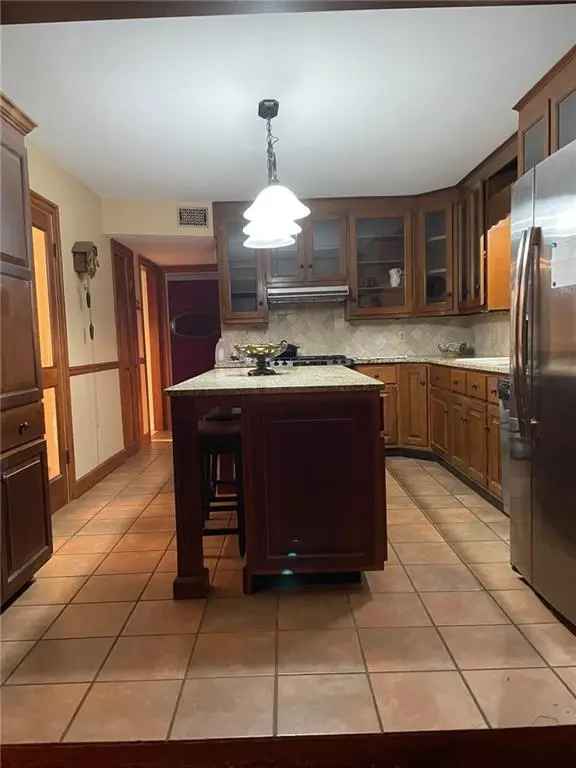 Single-family house For Sale in 1171, Santa Maria Court, Mobile, Alabama