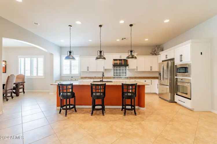 Single-family house For Sale in 18226, West Desert Willow Drive, Goodyear, Arizona