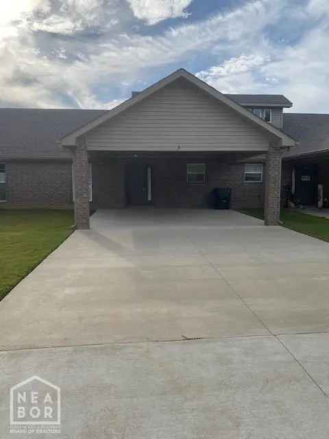 Condo For Sale in 4710, Antosh Circle, Jonesboro, Arkansas