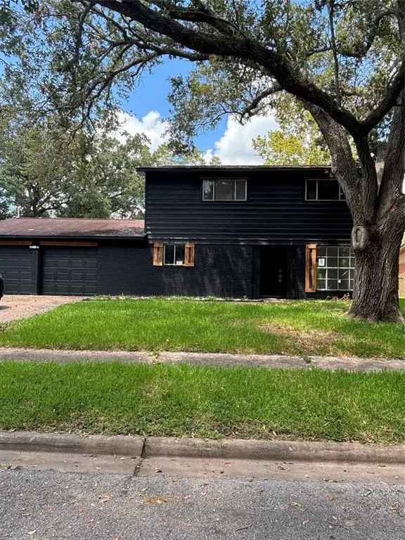 Single-family house For Sale in 2009, Sandlewood Drive, Bay City, Texas