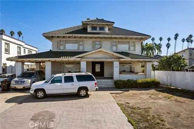 Multi-family house For Sale in 1802, Crenshaw Boulevard, Los Angeles, California