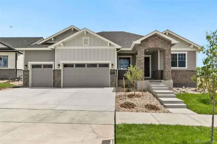 Single-family house For Sale in Aurora, Colorado