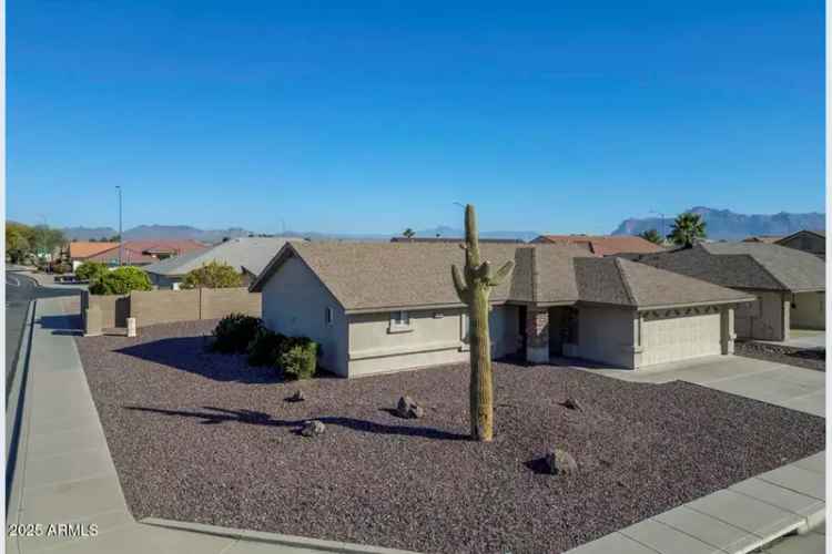 Single-family house For Sale in 11408, East Natal Avenue, Mesa, Arizona