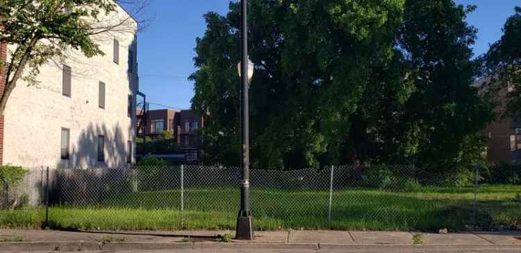 Land For Sale in 2433, West Warren Boulevard, Chicago, Illinois