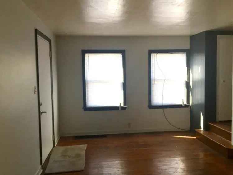 Multi-family house For Sale in Gary, Indiana