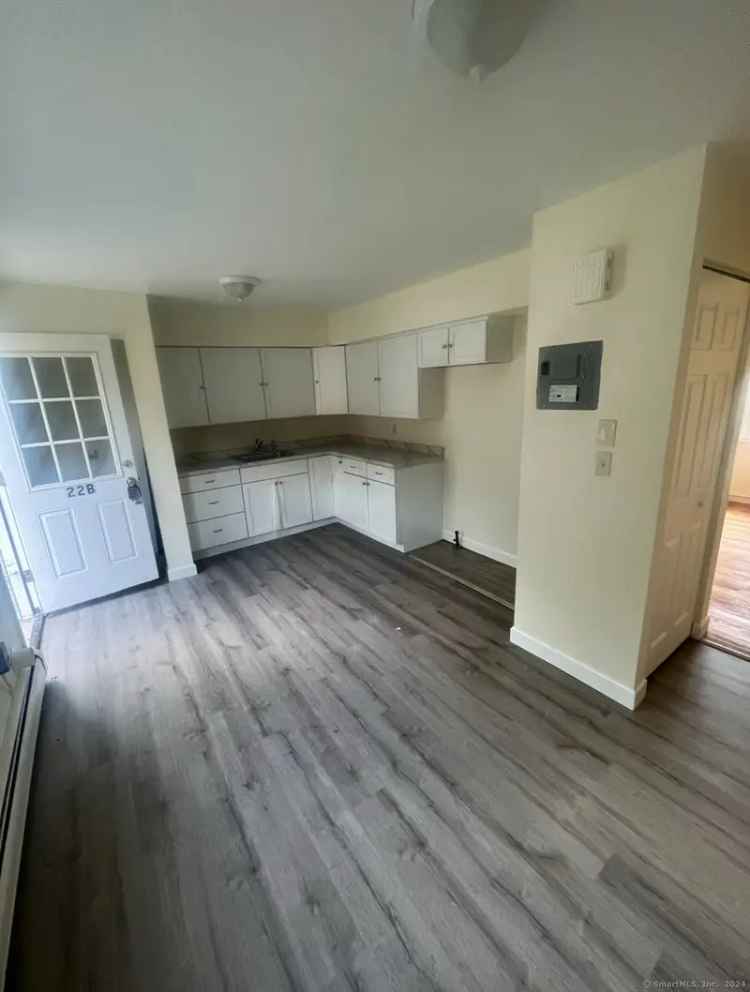 Condo For Sale in Bridgeport, Connecticut