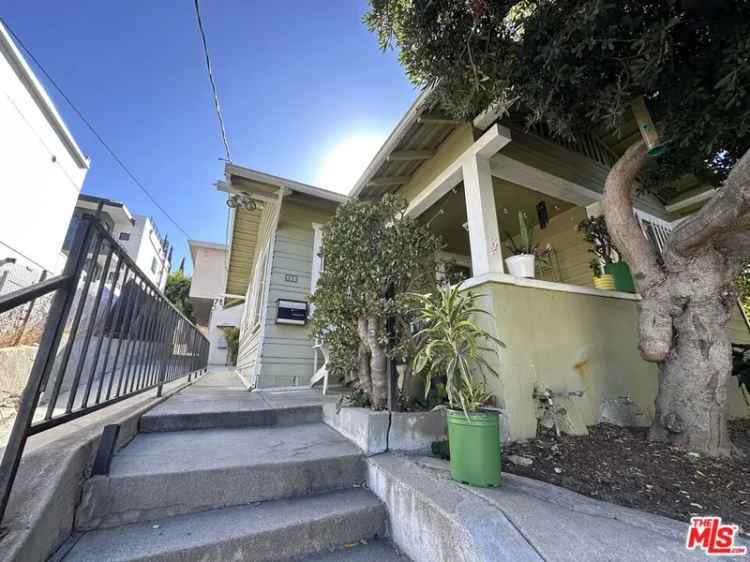 Multi-family house For Sale in 756, Hyperion Avenue, Los Angeles, California