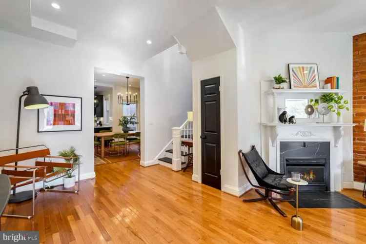 Single-family house For Sale in 417, T Street Northwest, Washington, District of Columbia