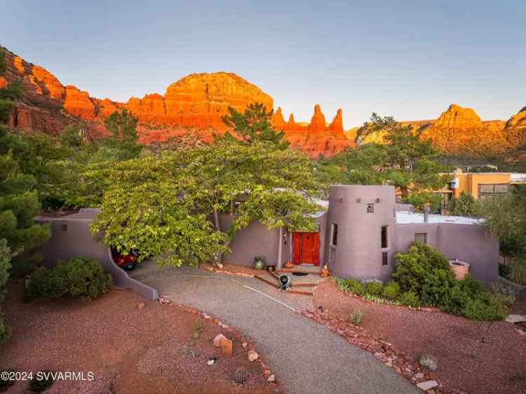 Single-family house For Sale in 56, Lynx Drive, Sedona, Arizona