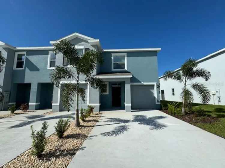 House For Sale in Bradenton, Florida