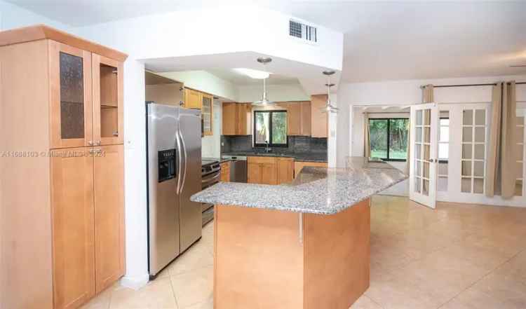 Single-family house For Sale in Fort Lauderdale, Florida