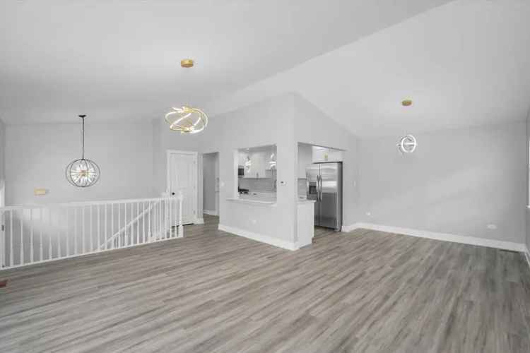 Condo For Sale in 22382, Karlov Avenue, Richton Park, Illinois