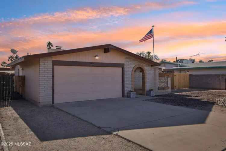 Single-family house For Sale in 8408, East Cambria Drive, Tucson, Arizona