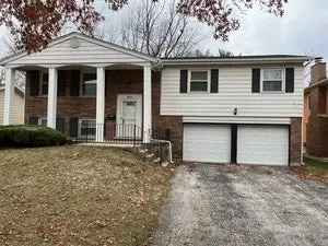 Single-family house For Sale in 18518, Center Avenue, Homewood, Illinois