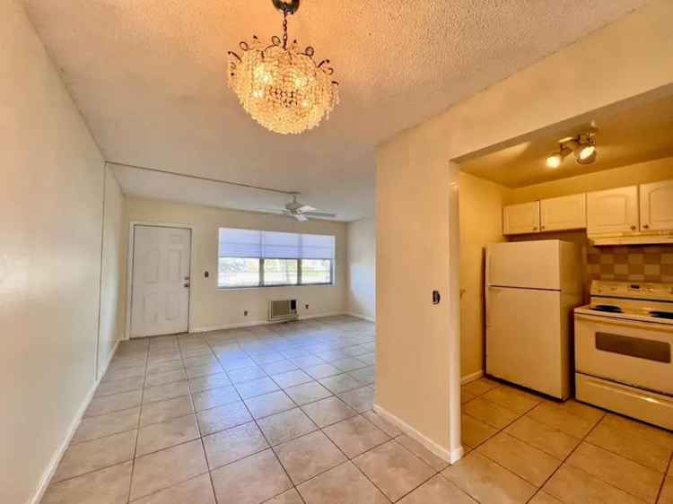 Condo For Sale in 224, Northampton Street, Florida