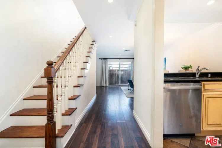 Condo For Sale in 5036, Echo Street, Los Angeles, California