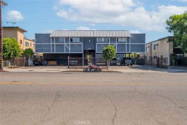 Multi-family house For Sale in 7020, Fulton Avenue, Los Angeles, California