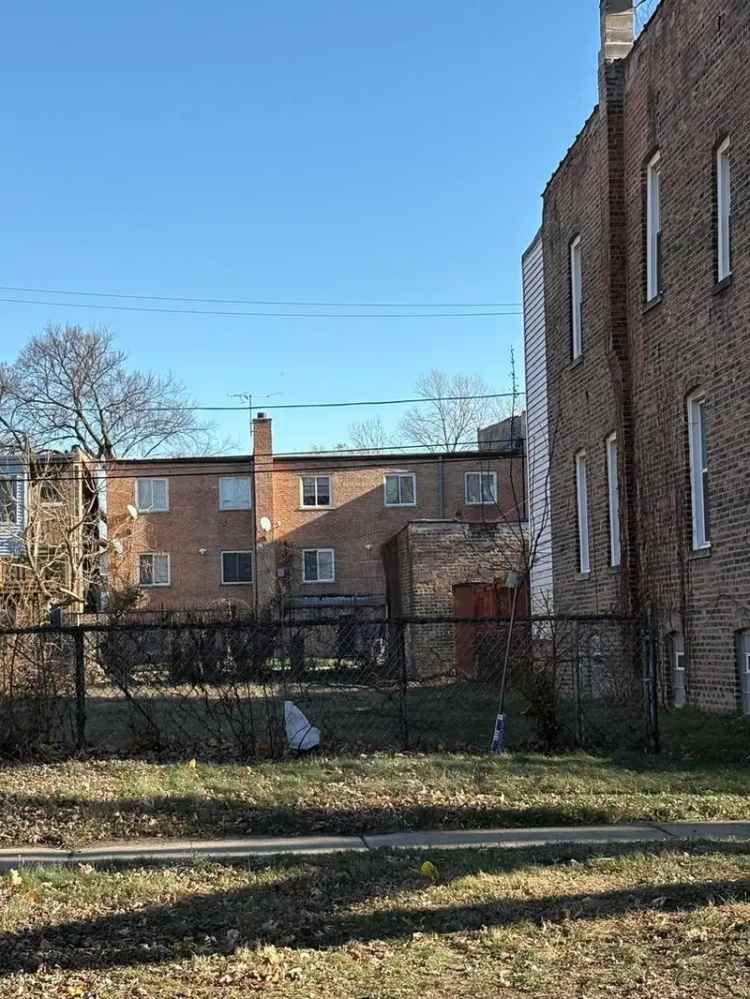 Land For Sale in 6417, South Rhodes Avenue, Chicago, Illinois