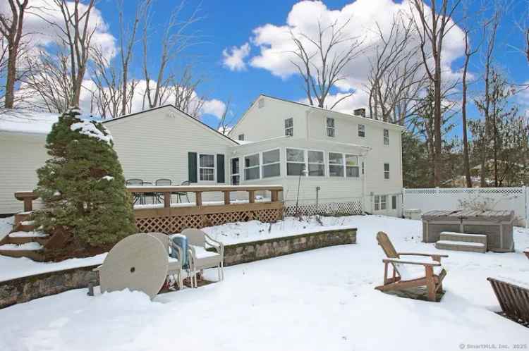 Single-family house For Sale in 23, Sportsman Hill Road, Madison, Connecticut