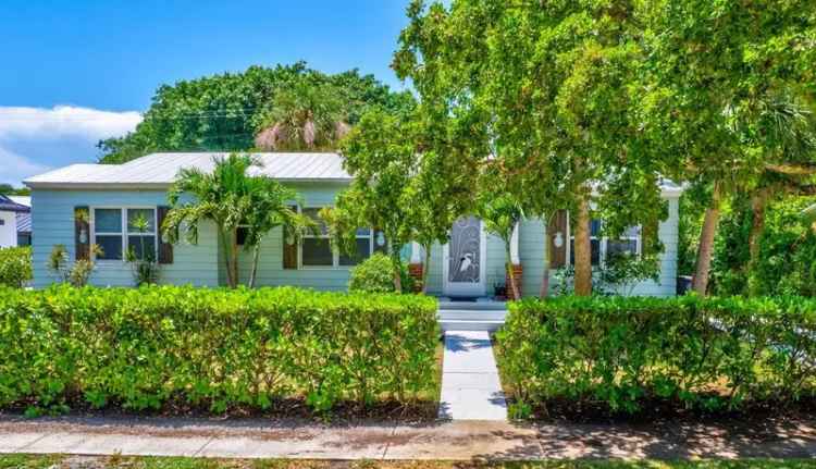 Single-family house For Sale in 310, 30th Street, West Palm Beach, Florida