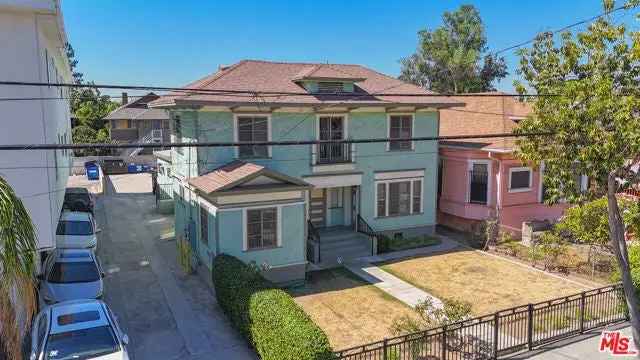 Multi-family house For Sale in 1026, West 24th Street, Los Angeles, California