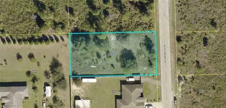 Land For Sale in 909, Richmond Avenue North, Lehigh Acres, Florida