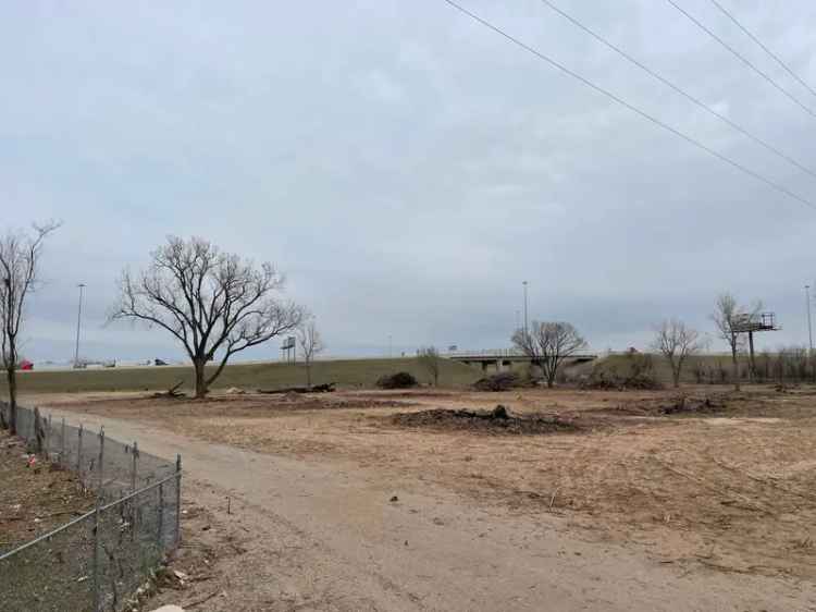 Land For Sale in 2420, Northeast 4th Street, Oklahoma City, Oklahoma