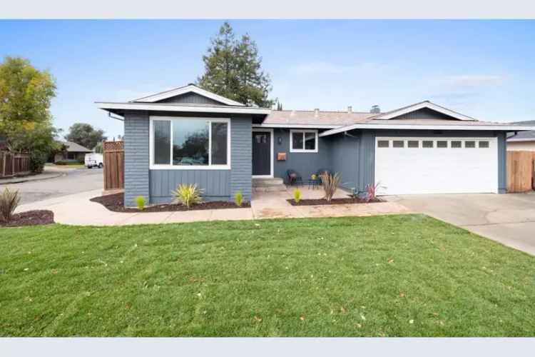 Single-family house For Sale in 4362, Denker Drive, Pleasanton, California