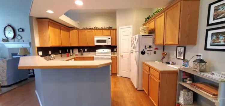 Single-family house For Sale in 126, South Bryson Court, Nampa, Idaho