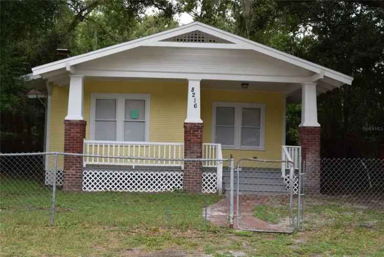 Single-family house For Sale in 8216, North 14th Street, Tampa, Florida