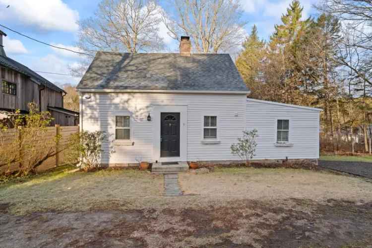 Single-family house For Sale in 3, Riverside Road, Newtown, Connecticut