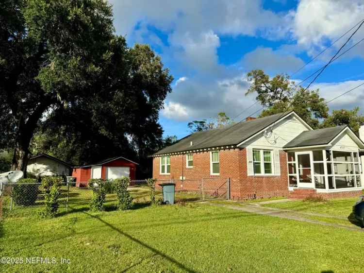 Single-family house For Sale in 4727, Post Street, Jacksonville, Florida