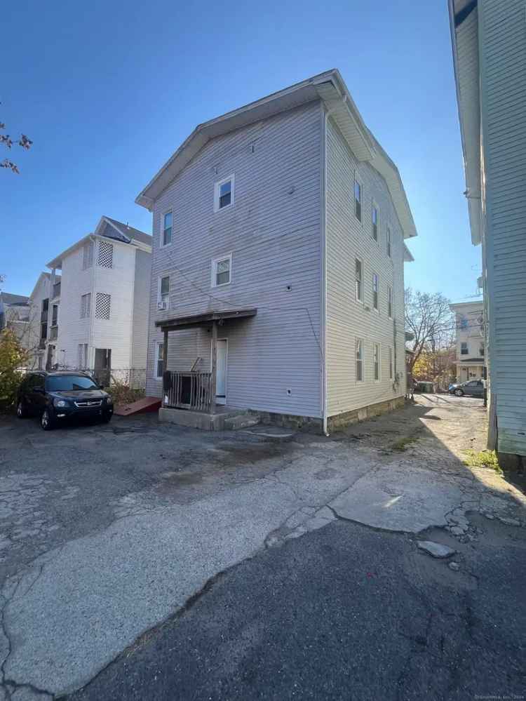 Multi-family house For Sale in 23, Irion Street, Waterbury, Connecticut