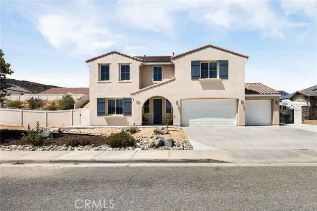 Single-family house For Sale in Palmdale, California