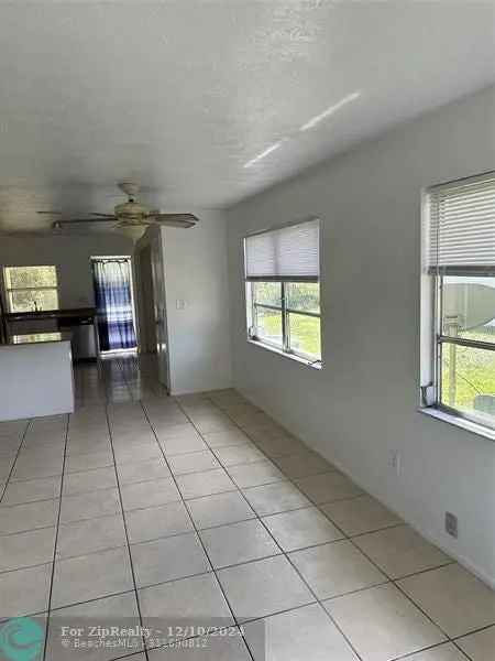 Multi-family house For Sale in Florida