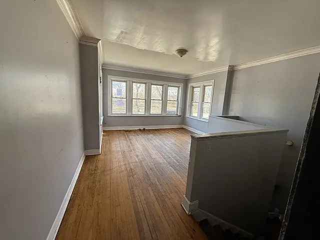 Multi-family house For Sale in 5417, South Racine Avenue, Chicago, Illinois