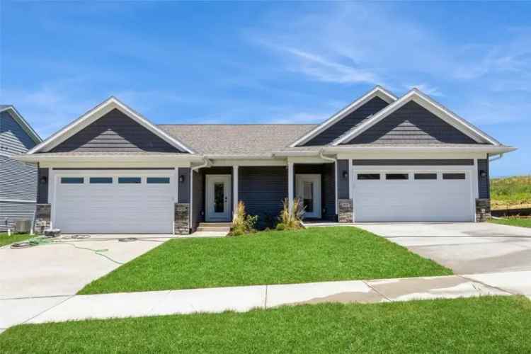 Condo For Sale in Ely, Iowa