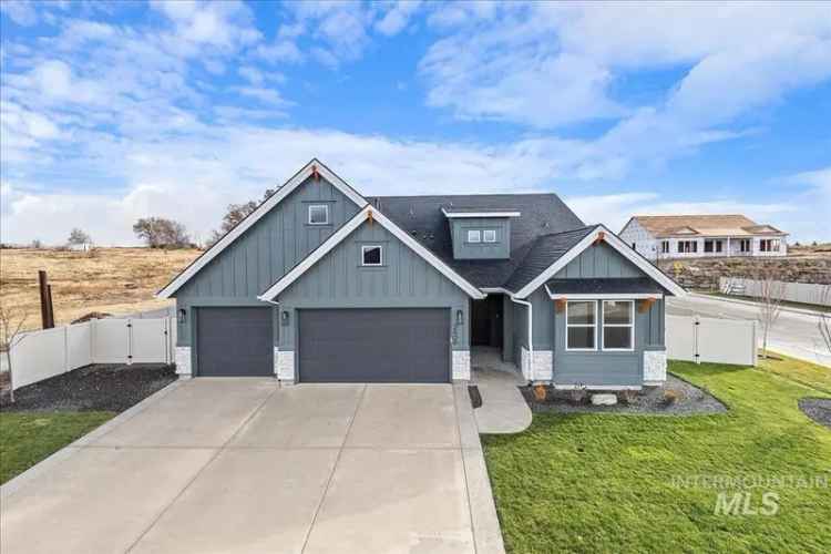 Single-family house For Sale in 2408, North Sugar Loop Avenue, Star, Idaho