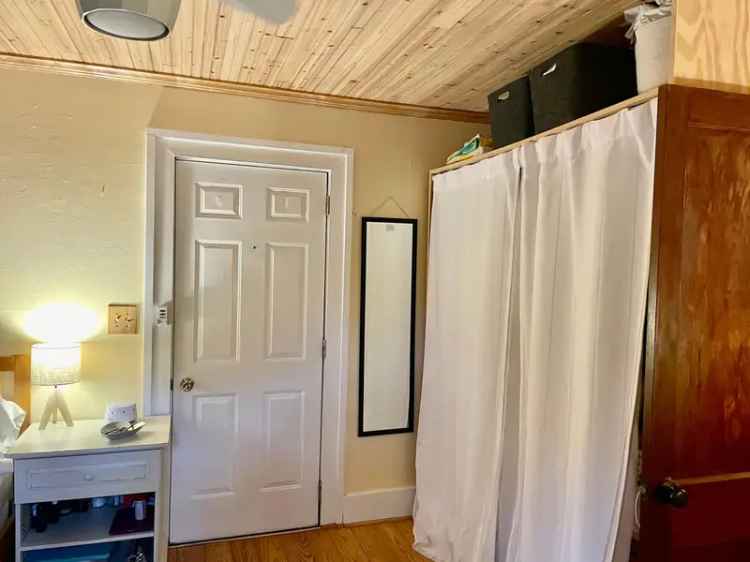 Pet Friendly Home for Rent in East Asheville