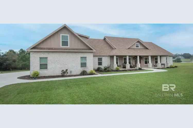 Single-family house For Sale in Elberta, Alabama