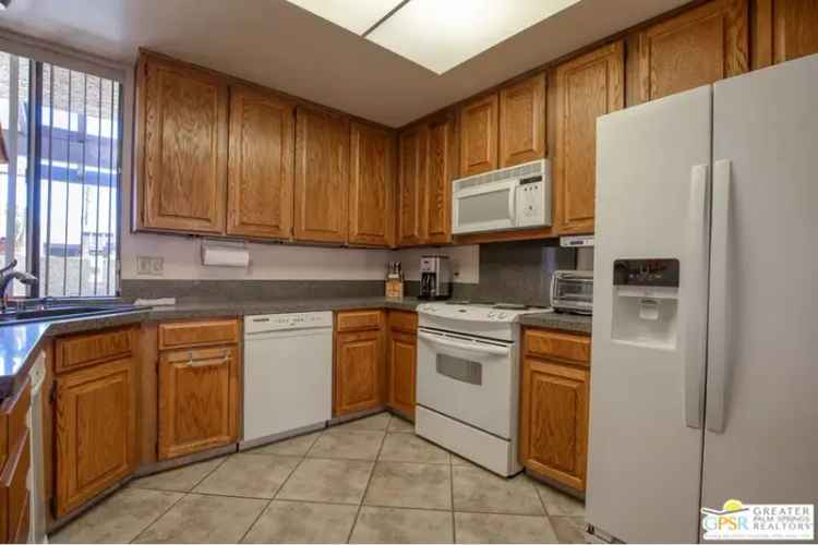 Condo For Sale in 1455, East Amado Road, Palm Springs, California