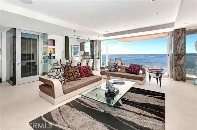 Single-family house For Sale in 1261, Ocean Front, Laguna Beach, California