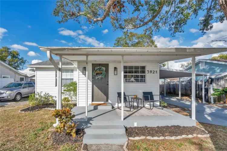 Single-family house For Sale in Saint Petersburg, Florida