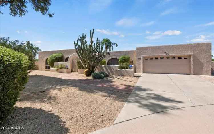 Single-family house For Sale in 7607, East Turquoise Avenue, Scottsdale, Arizona