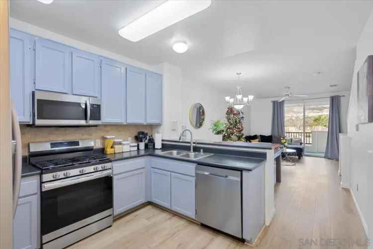 House For Sale in 1698, Paseo Aurora, San Diego, California