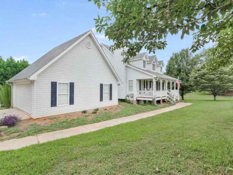 Single-family house For Sale in McDonough, Georgia