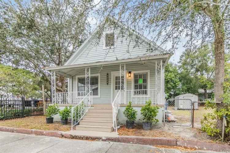 Single-family house For Sale in 2022, North 11th Street, Tampa, Florida