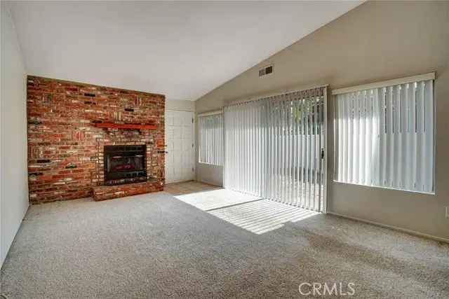 Single-family house For Sale in 10429, Larwin Avenue, Los Angeles, California