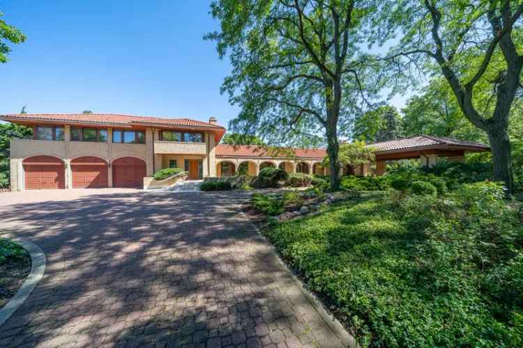 Single-family house For Sale in 600, Mallard Lane, Oak Brook, Illinois